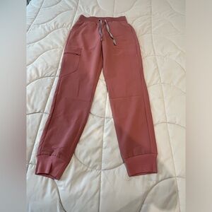 Figs Zamora HIGHWAISTED MAUVE jogger scrub pants